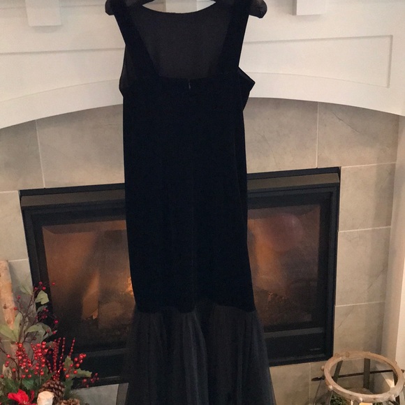 Evening Dress - Picture 7 of 8